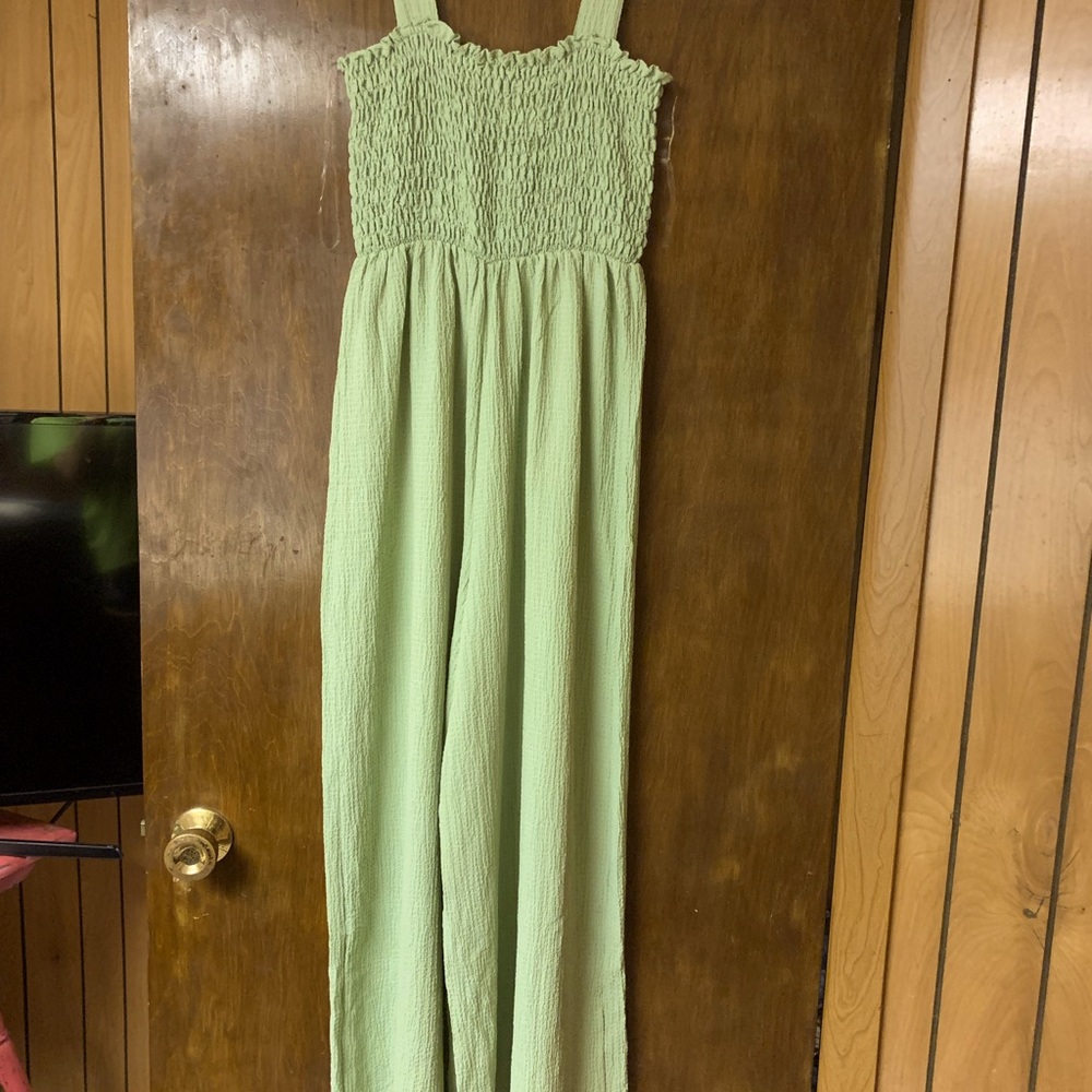 Wide leg jumpsuit